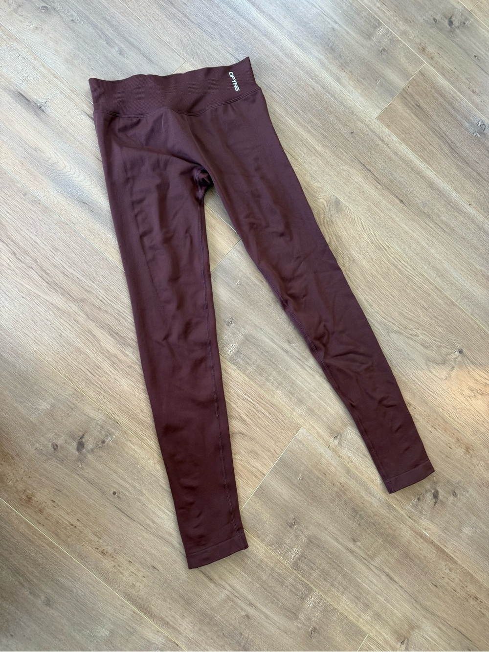 Women’s Dfyne leggings.